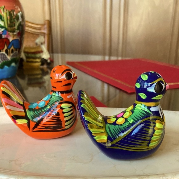 Hand Painted “Bird” S&P Shakers - Taxco - Picture 2 of 5
